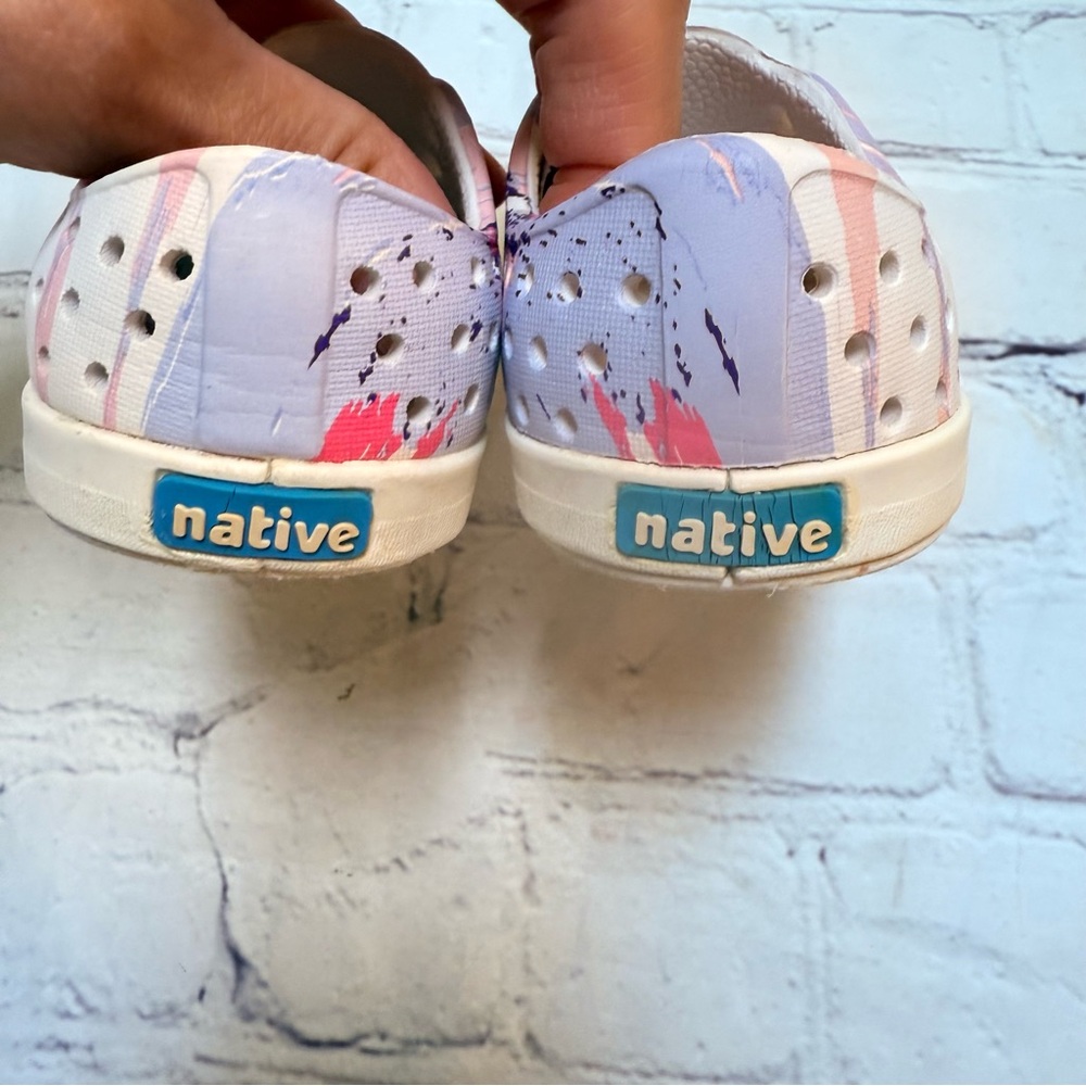 Natives - Picture 4 of 7